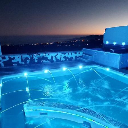 Aloelux Villa !! - Private Villa With Pool , Jacuzzi, Cinema, Massage ,Wonderful View, Art Desing Villa Tías Exteriör bild